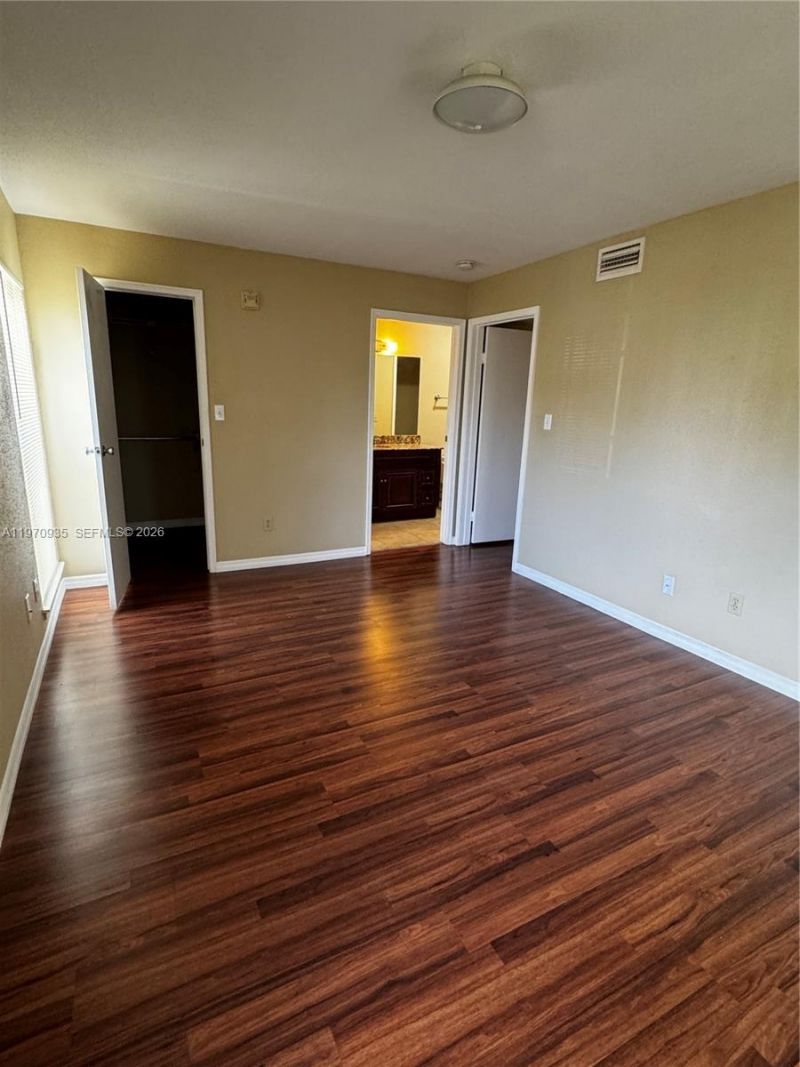 977 Riverside Dr, Unit 221, Coral Springs, FL 33071 Photo