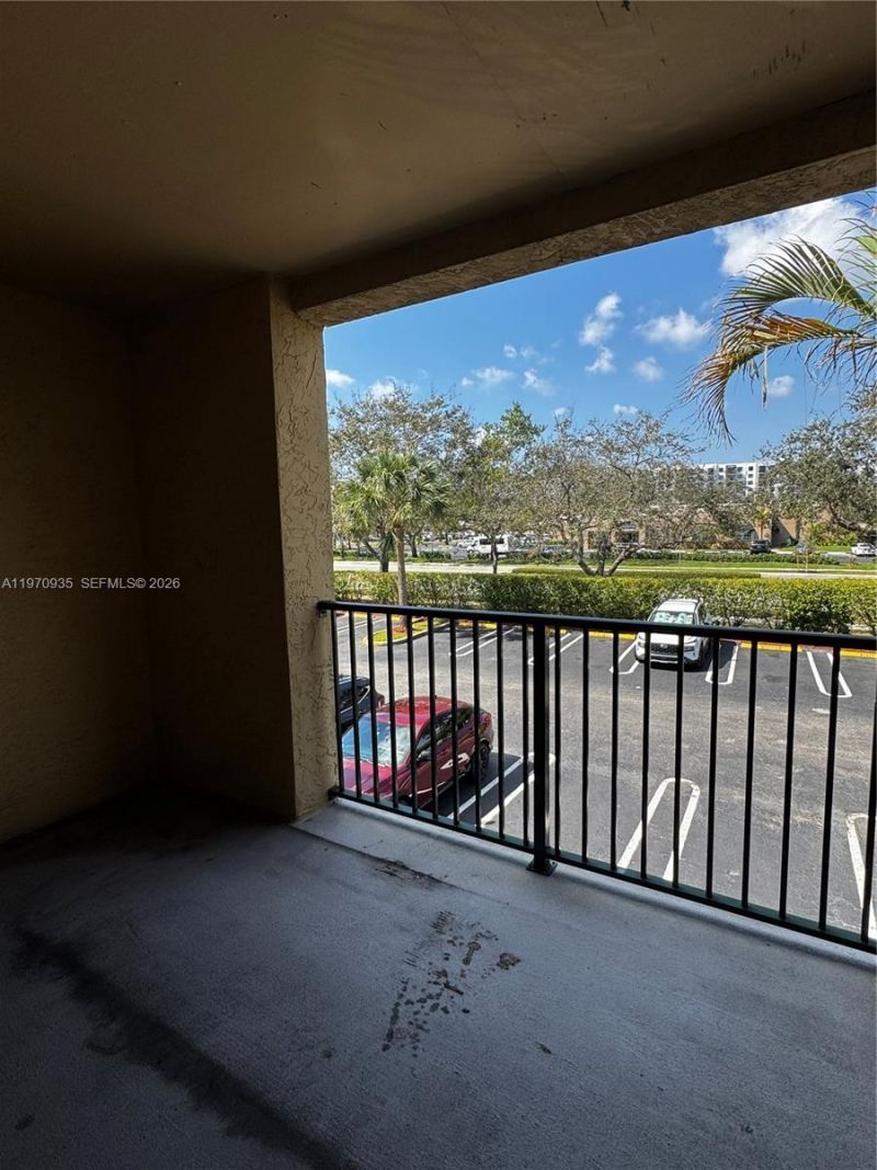 977 Riverside Dr, Unit 221, Coral Springs, FL 33071 Photo