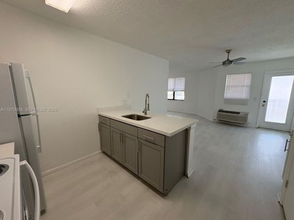 4481 W Mcnab Rd , Unit 29, Pompano Beach, FL 33069