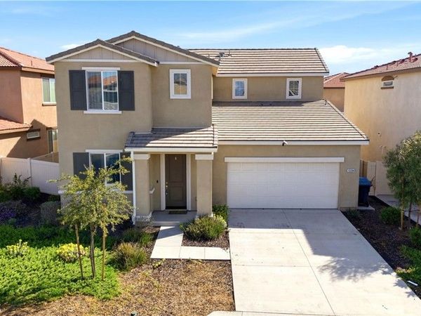 15594 Raptor, Moreno Valley, CA 92551
