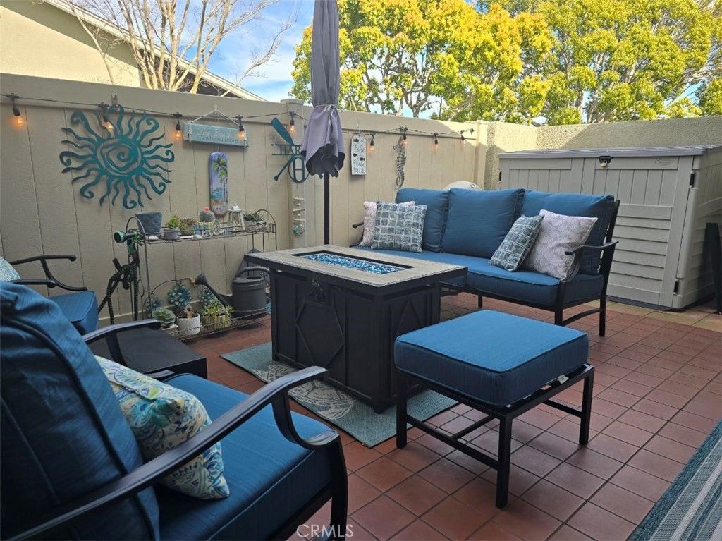 8766 Tulare Drive, Unit 406F, Huntington Beach, CA 92646 Main Photo