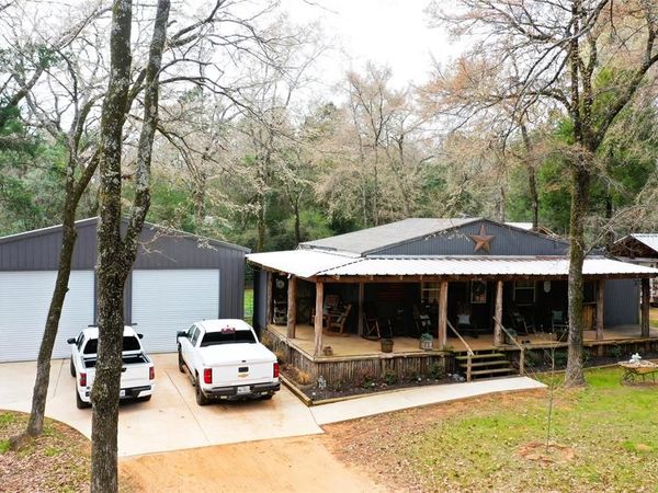 236 Private Road 247 , Oakwood, TX 75855