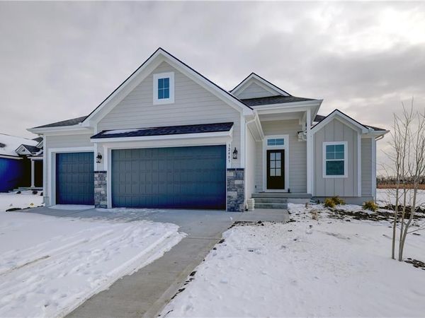 32481 W 167TH Court, Gardner, KS 66030