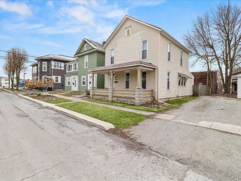 219 W Carrol Street, Kenton, OH 43326 Photo 2