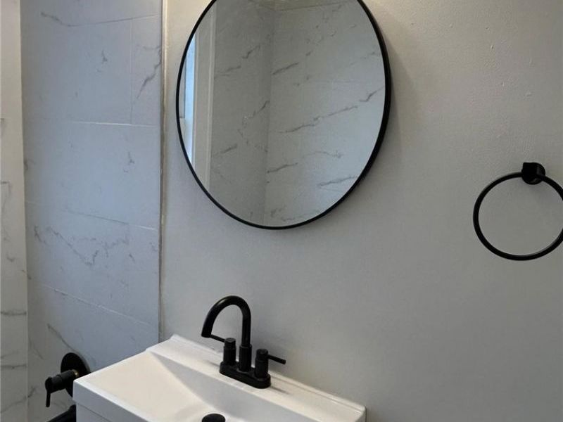 2374 Euclid Heights Boulevard, Cleveland, OH 44106 Photo 11