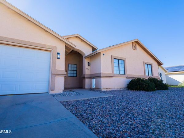 502 N ELIZABETH Avenue, Douglas, AZ 85607