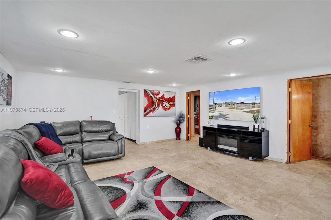 17110 NW 19th Ave , Miami Gardens, FL 33056 Photo