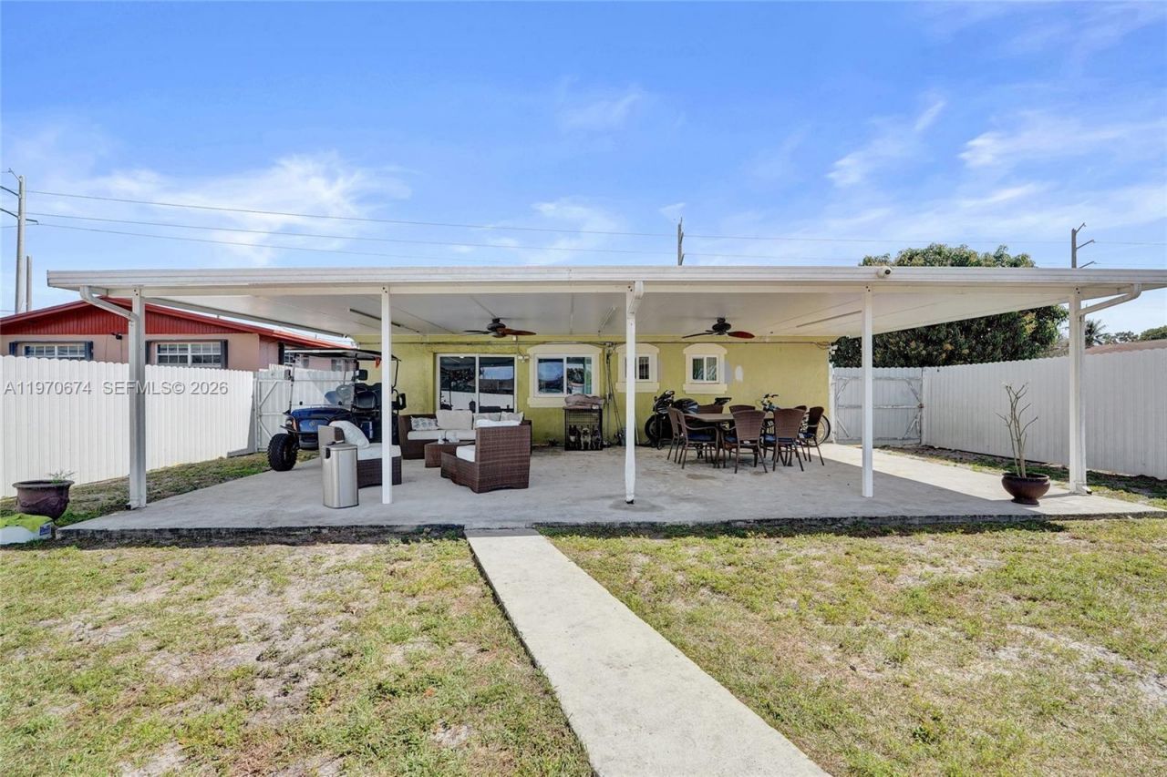 17110 NW 19th Ave , Miami Gardens, FL 33056 Photo