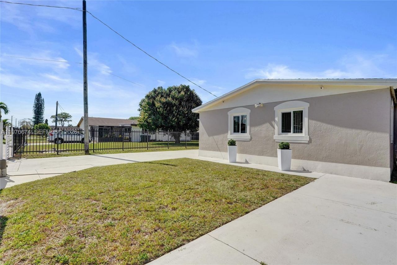 17110 NW 19th Ave , Miami Gardens, FL 33056 Photo