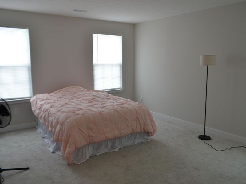 Reynoldsburg, OH 43068 Photo 15