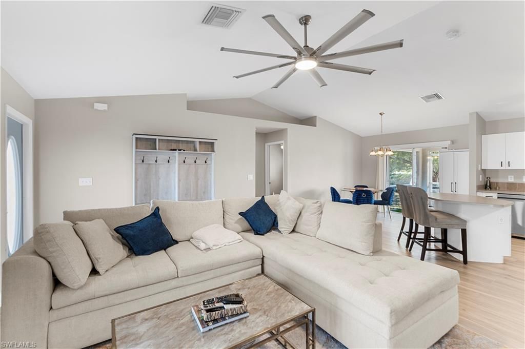 1810 SW 22nd St , Cape Coral, FL 33991 Photo