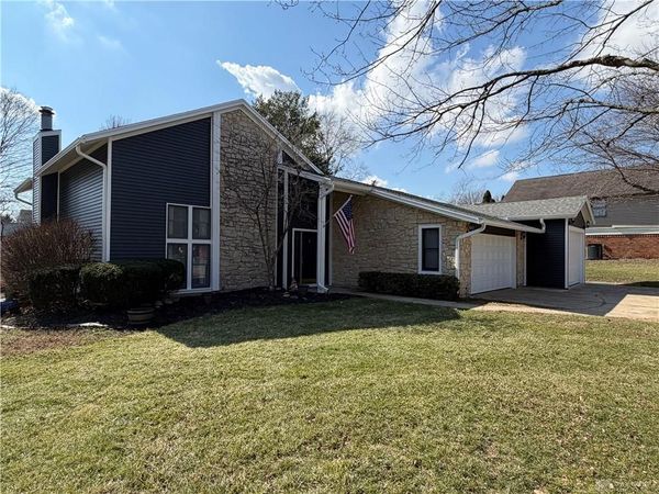 143 Timberside Court, Springboro, OH 45066