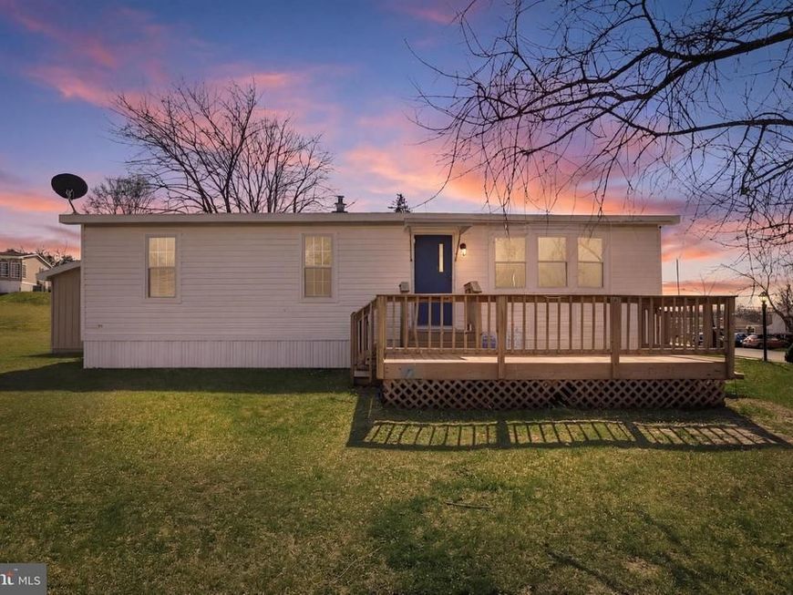 96 Walmar Manor, Dillsburg, PA 17019 Main Photo