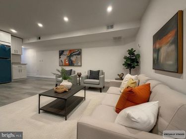 45 E HIGH STREET, Unit 2C, POTTSTOWN, PA 19464