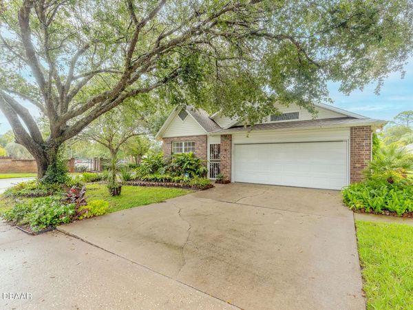 22 Old Macon Drive, Ormond Beach, FL 32174