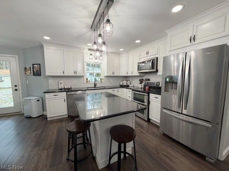 913 Oak Street NW, New Philadelphia, OH 44663 Photo 7