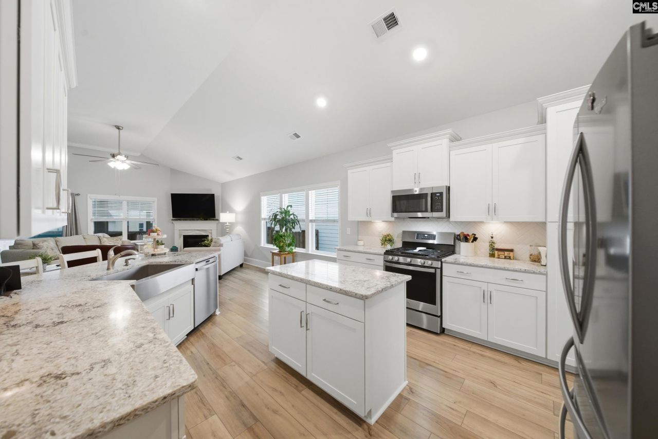 225 Tweng Trail Photo 13