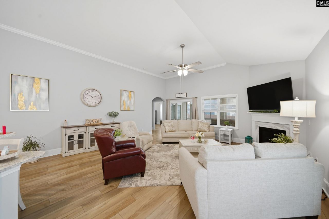 225 Tweng Trail Photo 17