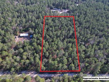 127 PEAR Street, Pomona Park, FL 32181