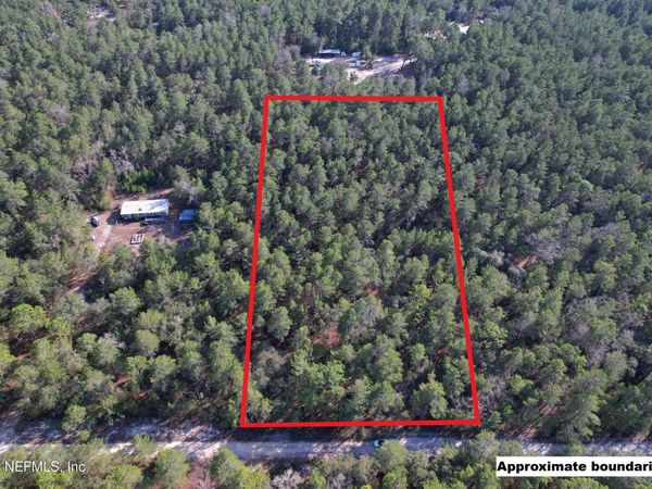 127 PEAR Street, Pomona Park, FL 32181