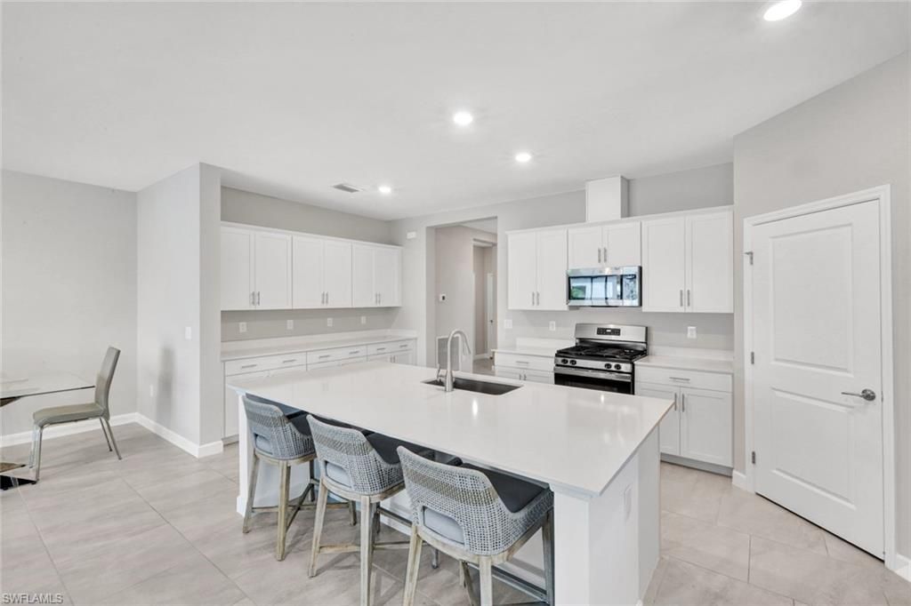 18298 Ridgeline Dr, Estero, FL 33928 Photo