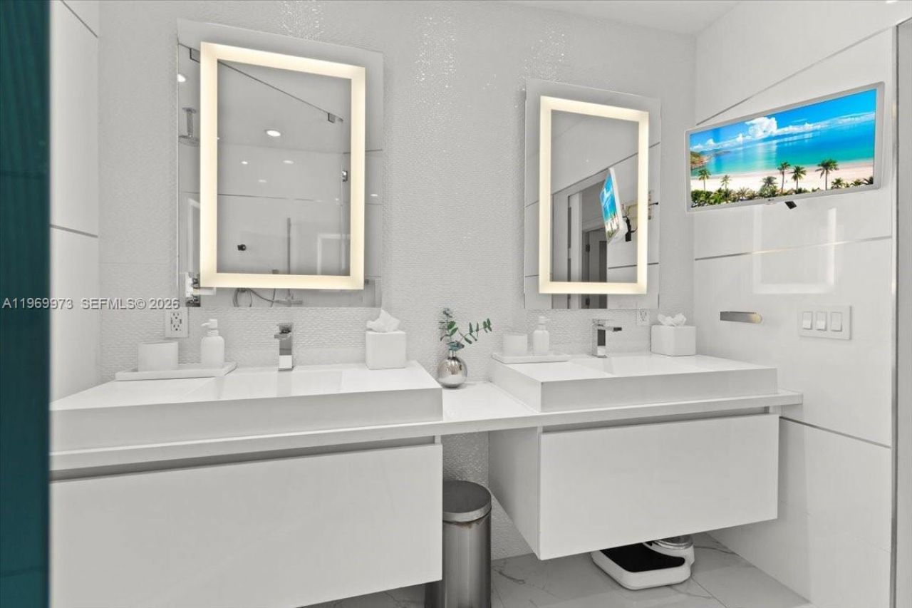 12930 Oleander Rd , North Miami, FL 33181 Photo