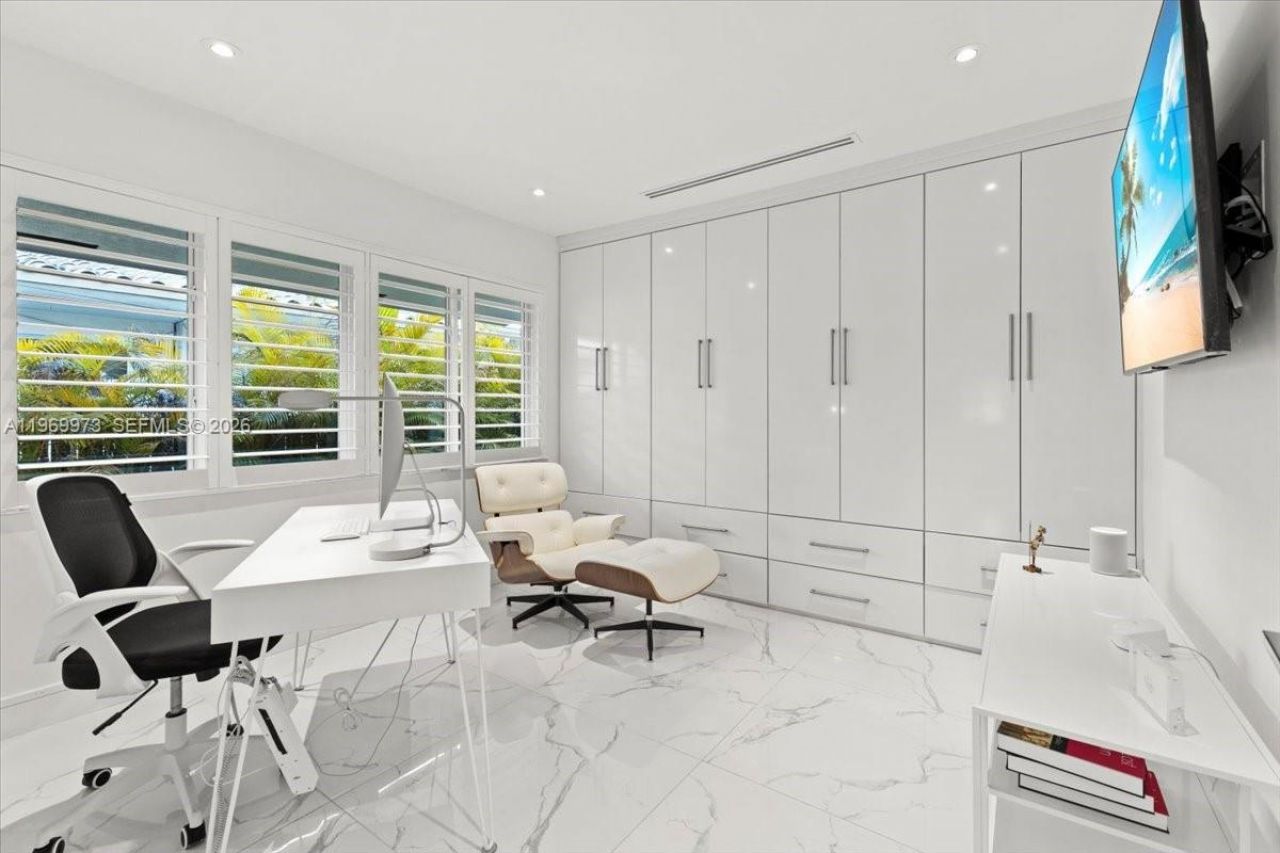 12930 Oleander Rd , North Miami, FL 33181 Photo