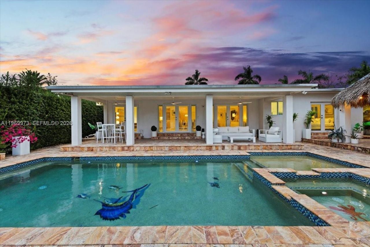 12930 Oleander Rd , North Miami, FL 33181 Photo