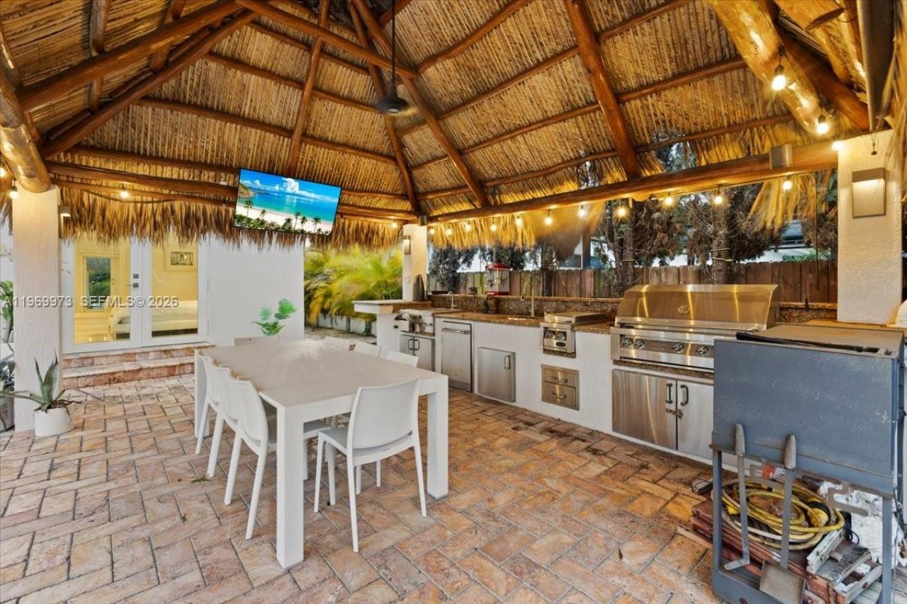 12930 Oleander Rd , North Miami, FL 33181 Photo