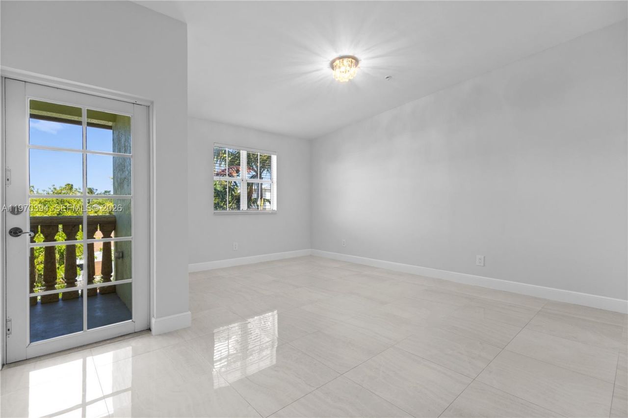 621 NE 8th Ave, Fort Lauderdale, FL 33304 Photo