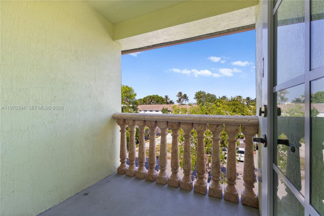 621 NE 8th Ave, Fort Lauderdale, FL 33304 Photo