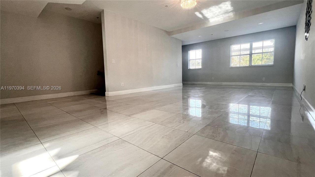 621 NE 8th Ave, Fort Lauderdale, FL 33304 Photo