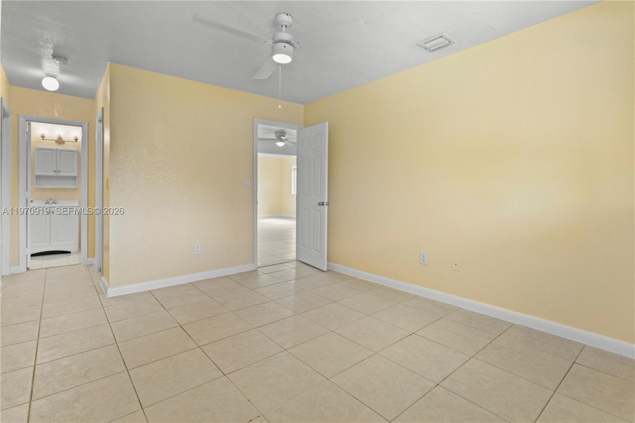 1831 SW 97th Ter, Miramar, FL 33025 Photo