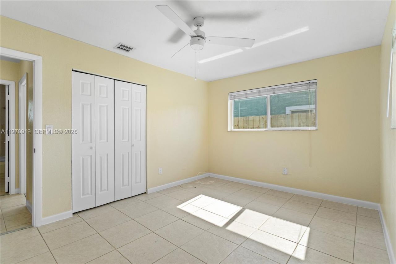 1831 SW 97th Ter, Miramar, FL 33025 Photo