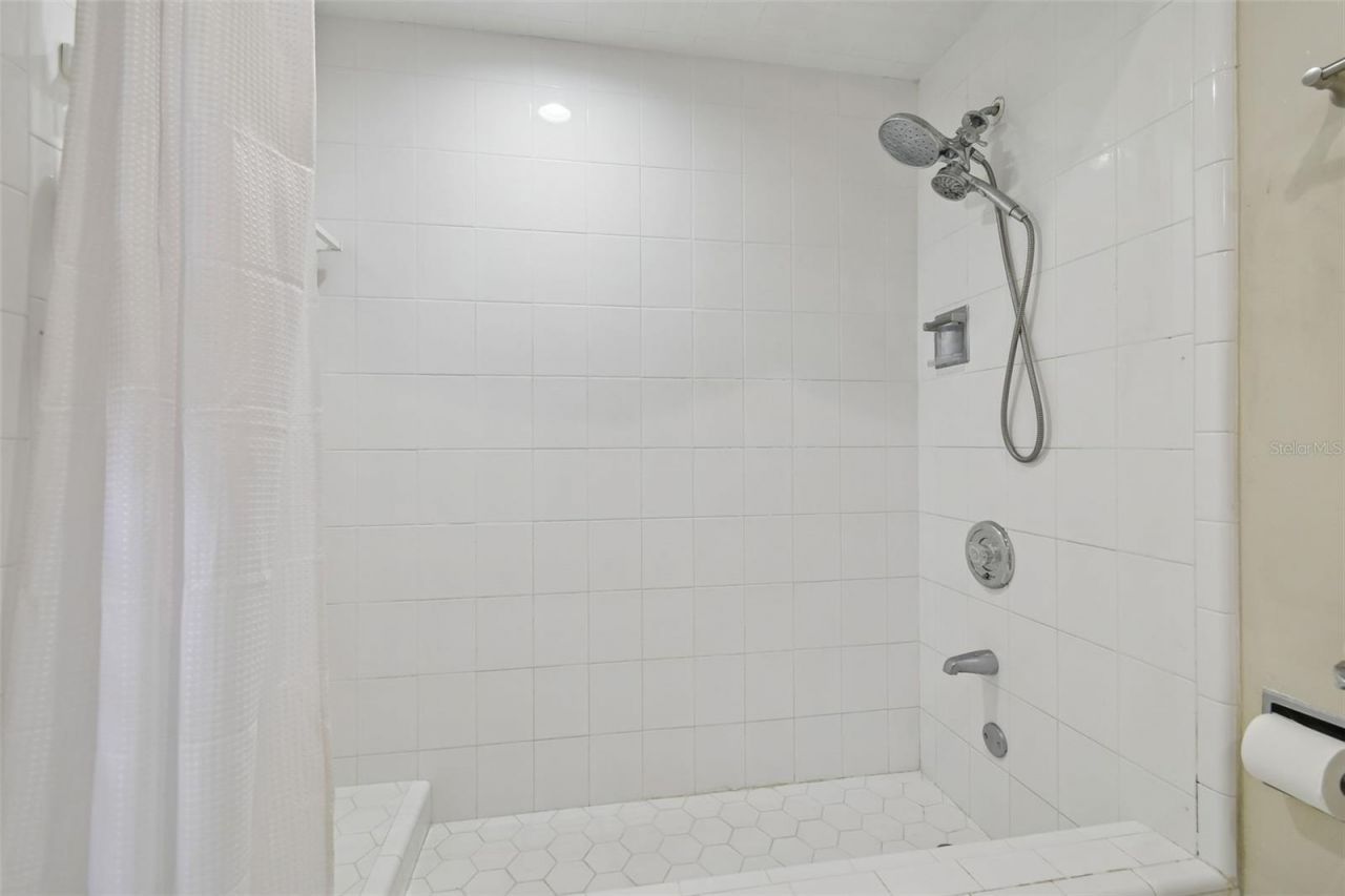 5324 Woodhaven Lane, Lakeland, FL 33813 Photo