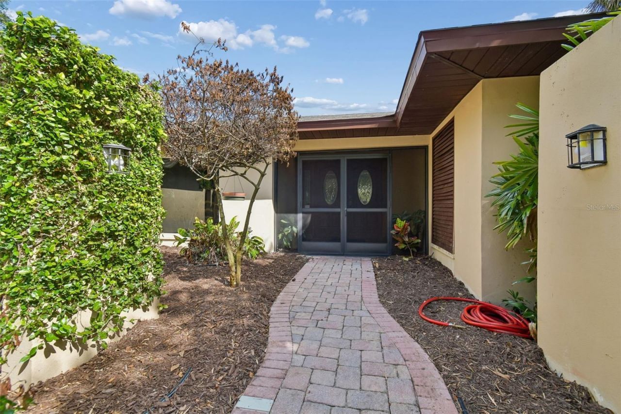 5324 Woodhaven Lane, Lakeland, FL 33813 Photo