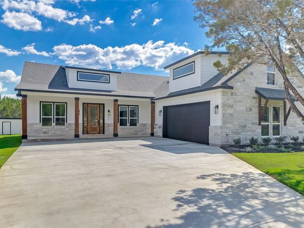 179 Rosebud Ranch RD, Bertram, TX 78605