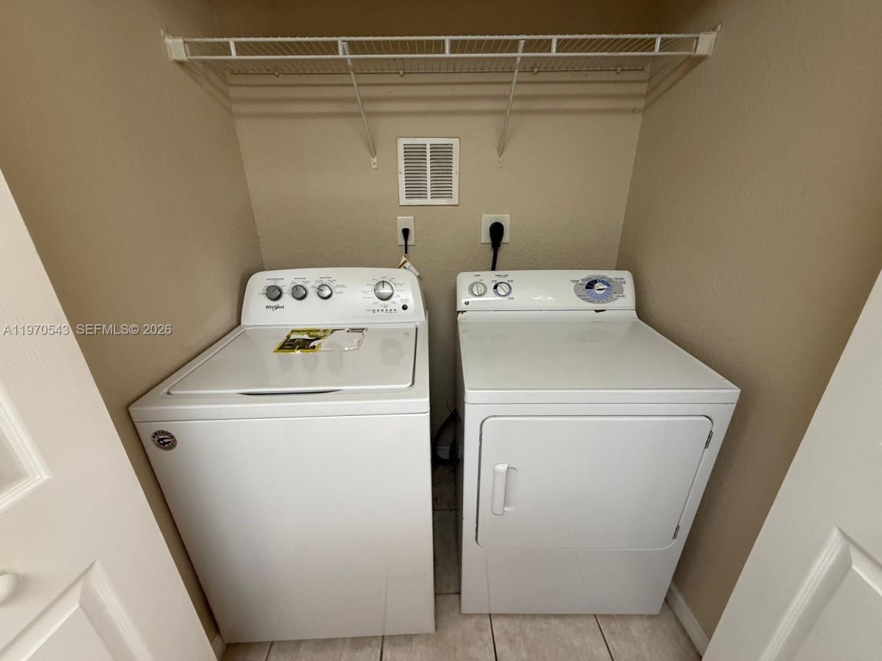 11401 NW 89th St, Unit 222, Doral, FL 33178 Photo