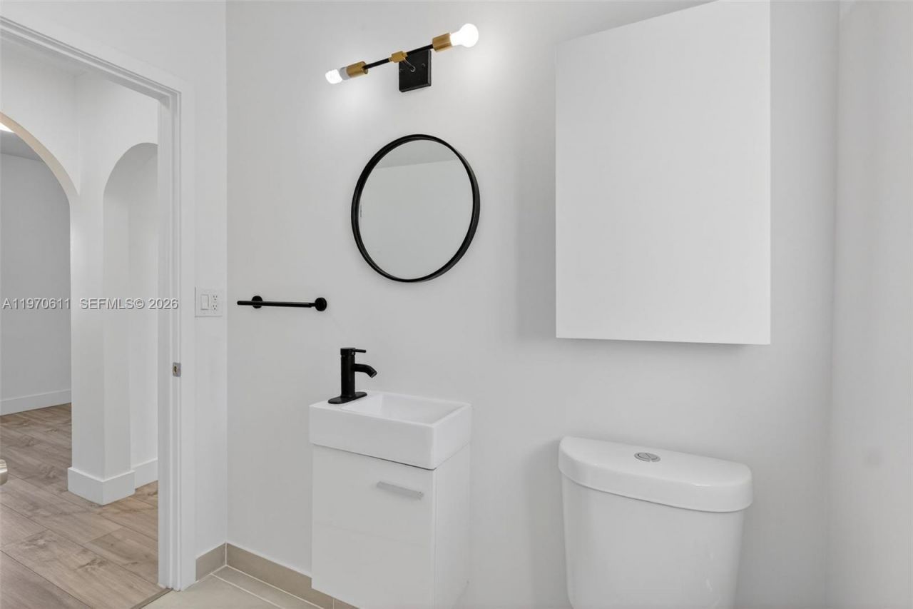 1801 SW 5th St, Unit 1803, Miami, FL 33135 Photo