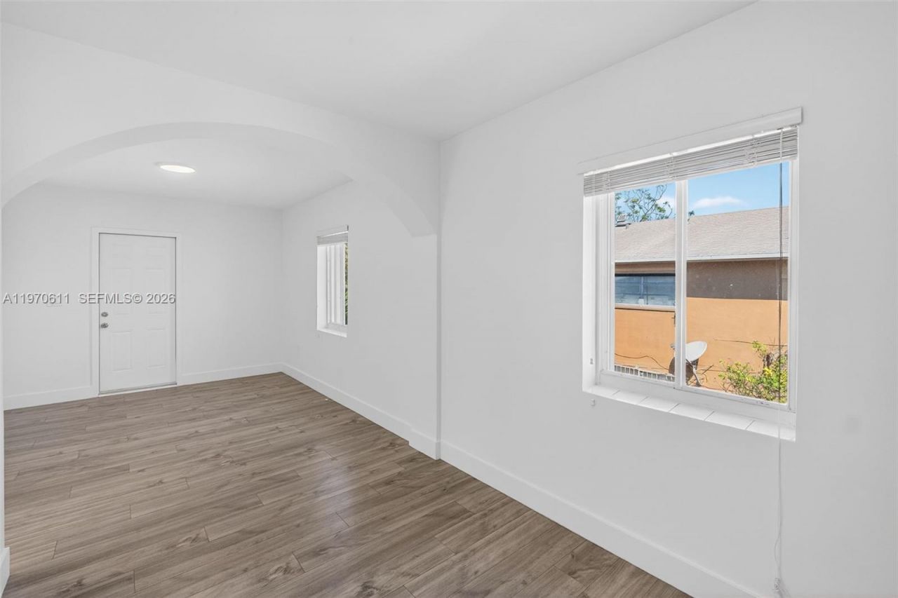 1801 SW 5th St, Unit 1803, Miami, FL 33135 Photo