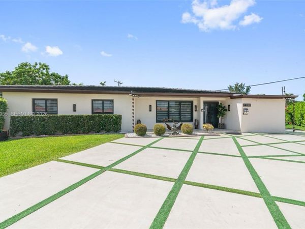 830 SW 93rd Ave, Miami, FL 33174