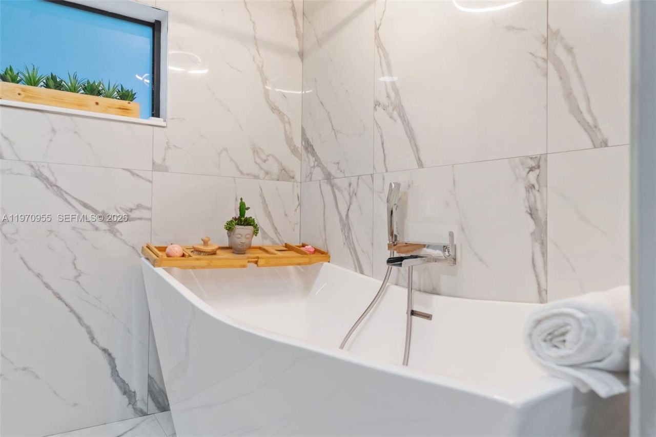 830 SW 93rd Ave, Miami, FL 33174 Photo