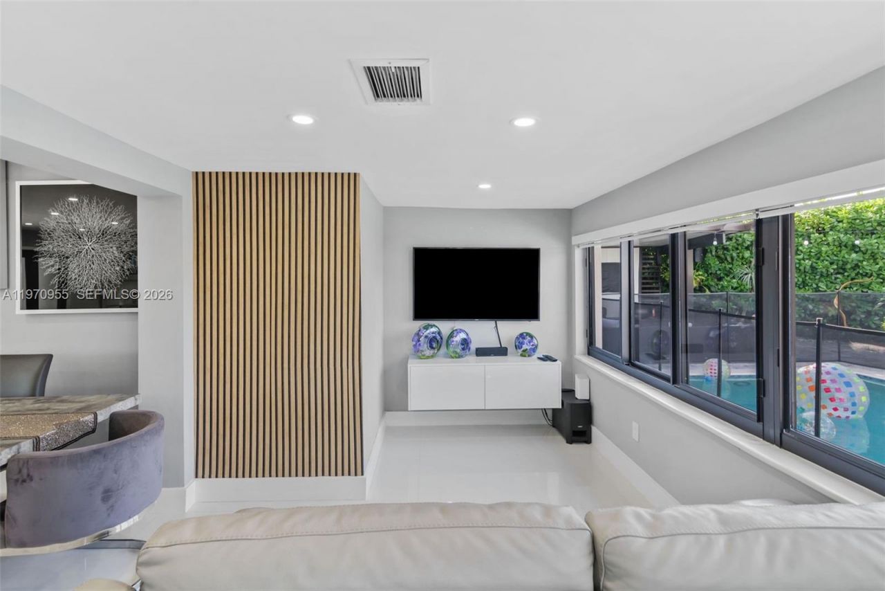 830 SW 93rd Ave, Miami, FL 33174 Photo