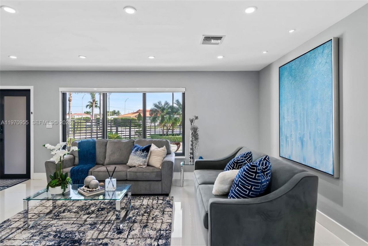 830 SW 93rd Ave, Miami, FL 33174 Photo