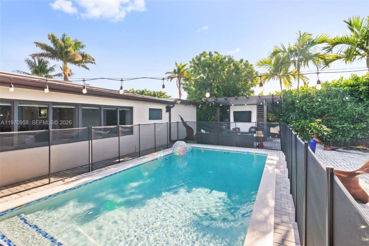 830 SW 93rd Ave, Miami, FL 33174 Photo