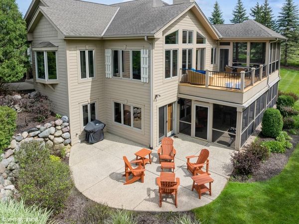 572 Trevino 54-14 DRIVE, Lake Geneva, WI 53147