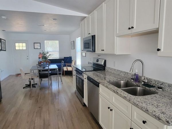 2758 Roberts Avenue , Tallahassee, FL 32310