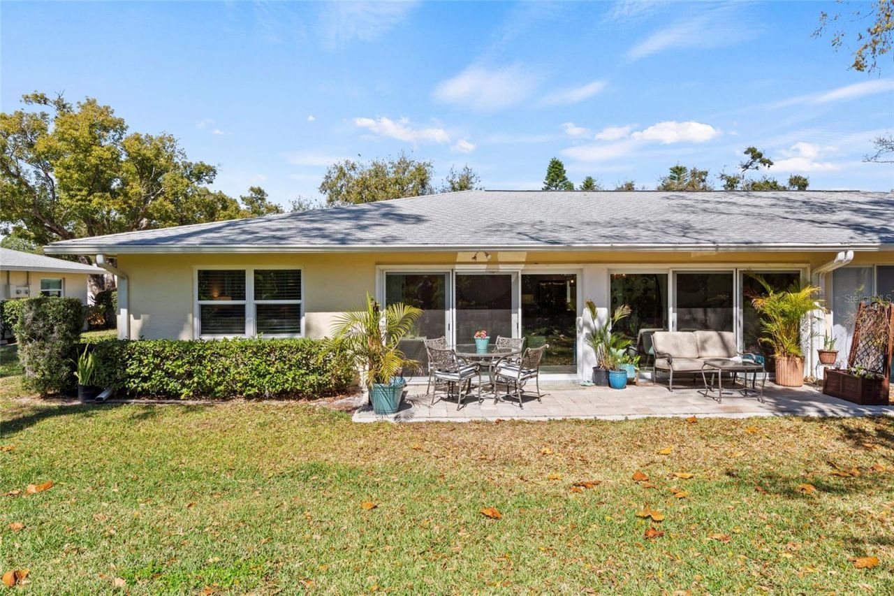 5612 Palm Aire Drive, Sarasota, FL 34243 Photo