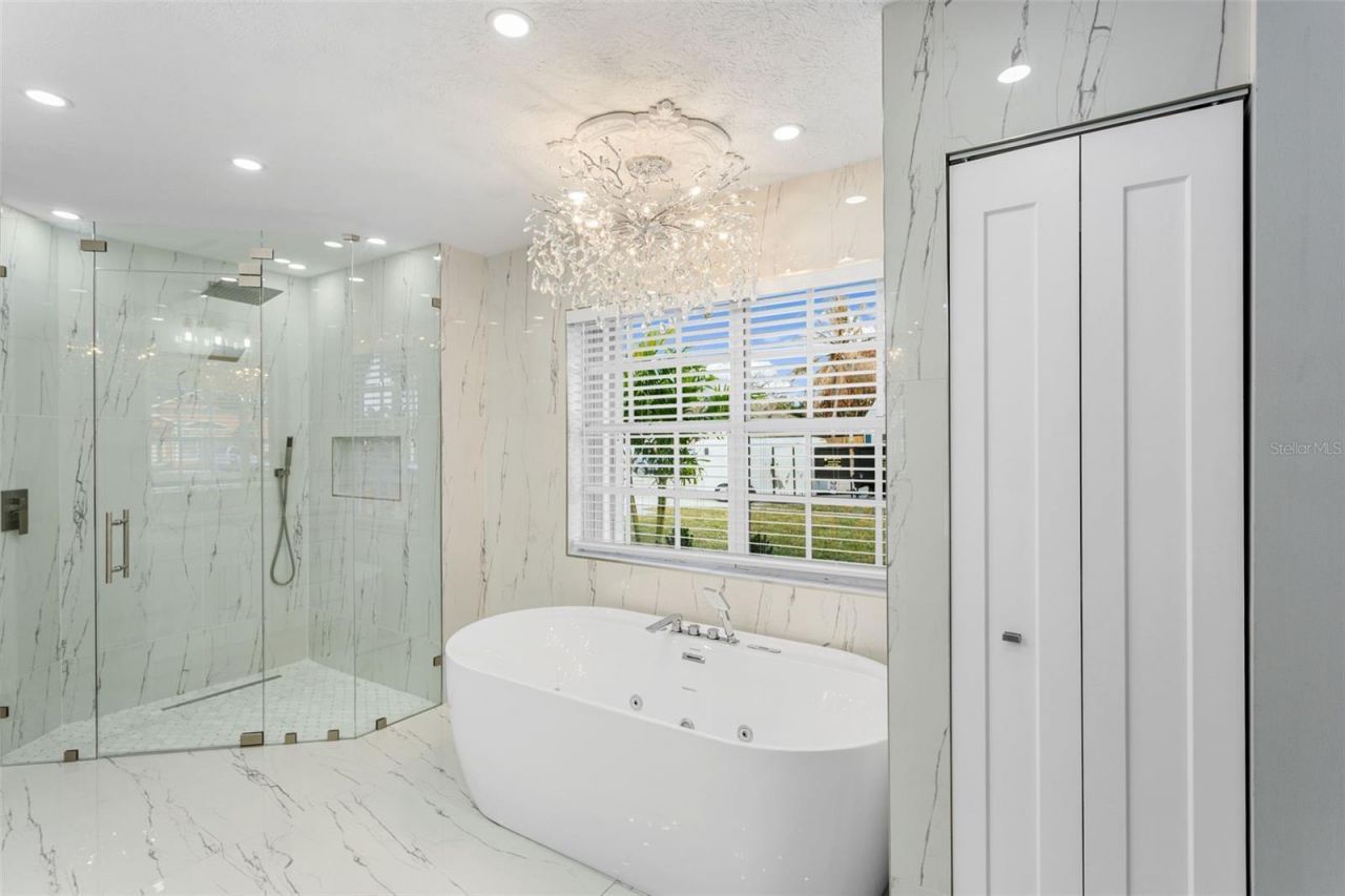 2098 SE Floresta Drive, Port Saint Lucie, FL 34984 Photo