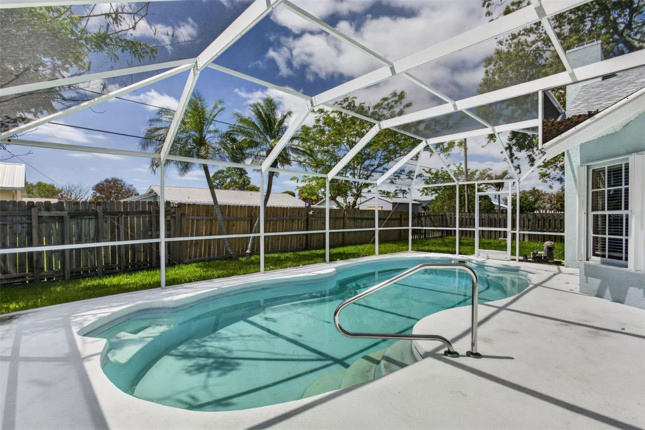 2098 SE Floresta Drive, Port Saint Lucie, FL 34984 Photo